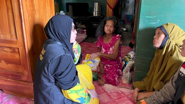 Ditinggal Anak, Kisah Haru Nenek Sakit Stroke Hidup Seorang Diri di Kota Parepare