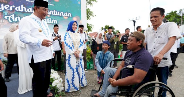 Buka Puasa Akbar dan Peringatan Malam Nuzulul Qur&#8217;an, Sofha Marwah Serahkan Sejumlah Bantuan 