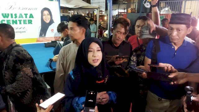 Meity Rahmatia, Caleg DPR RI Dapil Sulsel I terpilih, saat diwawancarai usai menggelar buka puasa bersama, di kantor usahanya, di Jalan AP Pettarani, pada Sabtu (16/3/2024).