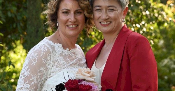 Waduh! Menteri Luar Negeri Australia Resmi Nikah dengan Kekasihnya Sesama Jenis