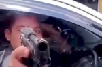 Acungkan Senjata Api ke Pengemudi Lain, ‘Koboi Jalanan’ Diringkus Polisi&nbsp;