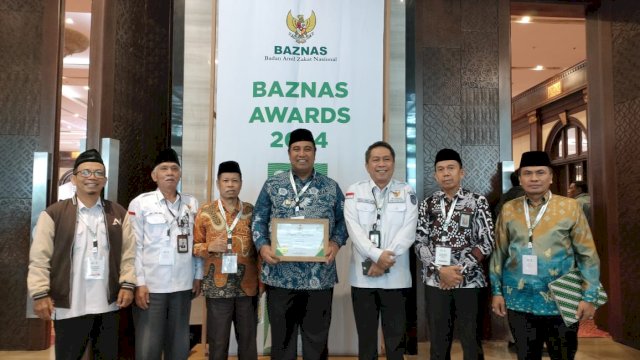 Chaidir Syam Raih Baznas Award 2024 Kategori Kepala Daerah Pendukung Zakat Terbaik