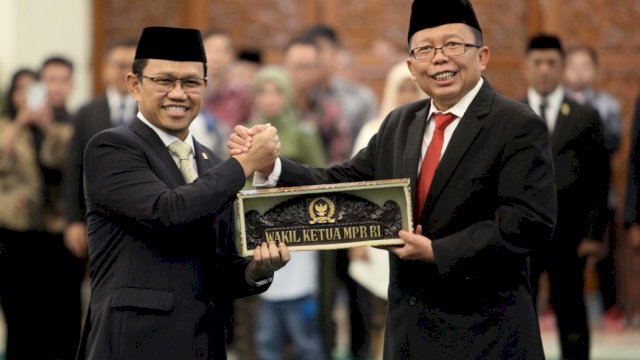 Amir Uskara usai dilantik menjadi Wakil Ketua MPR RI sisa masa periode 2019-2024. (Foto: Media Indonesia) 