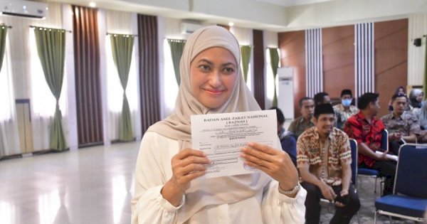 Bupati Indah Minta Umat Islam Segera Tunaikan Zakat    