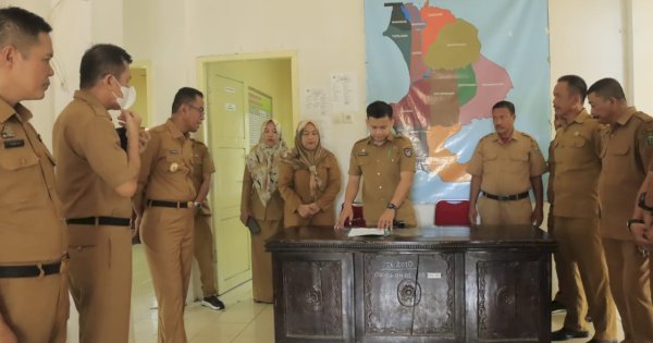 Hari Pertama Masuk Pasca Lebaran, Pj. Bupati Takalar Sidak ke Sejumlah Kantor Pelayanan 