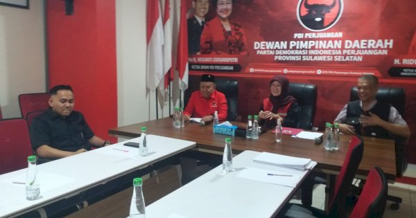 Samsu Niang Daftar Bakal Calon Bupati Soppeng di PDIP Sulsel