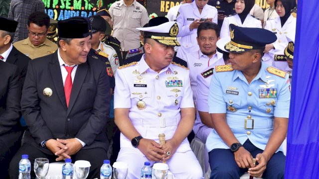 Bahtiar Baharuddin Hadiri Serah Terima Jabatan Komandan Lantamal VI Makassar 