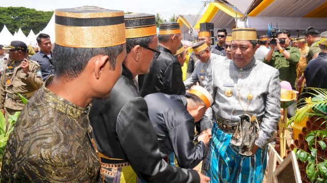 Meriahkan HUT Soppeng, Pj Gubernur Bahtiar Apresiasi Pelaksanaan Pameran Pembangunan