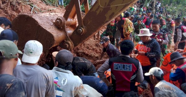 1 Korban Longsor di Toraja Utara Ditemukan Tim SAR Gabungan Sejauh 10 Meter Dari Titik Longsor 