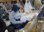 Bareng Warga Makassar, Ketua TP PKK Beri’tikaf di Masjid Kubah 99