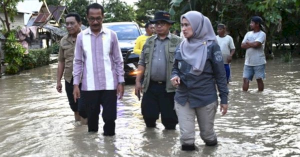 Tinjau Lokasi Banjir, Indah Pastikan Keamanan Warga