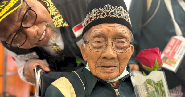 Kisah Jamaah Haji Tertua di Indonesia, Pernah Lawan Penjajah Pakai Pentungan