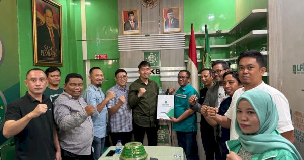 Jelang Pilgub Sulsel, Andi Sudirman Sulaiman Ambil Formulir di PKS, PKB, dan PAN