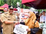 Launching Bantuan Pangan Kabupaten Maros 2024, Setiap Bulan Salurkan 147 Ton Beras