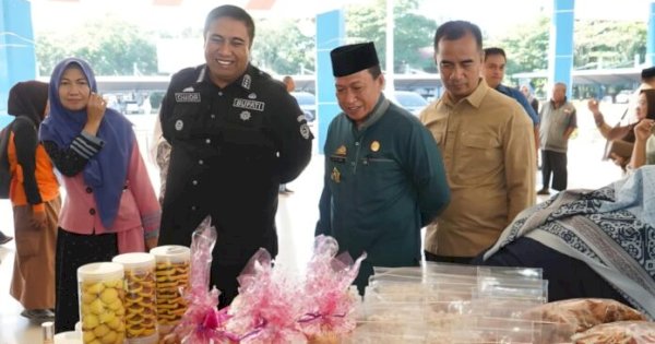 Stabilkan Harga Jelang Lebaran, Pemkab Maros Gelar Pasar Murah