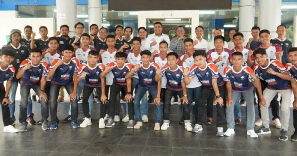 Bupati Chaidir Lepas Skuad Persim Maros untuk Jalani Liga 3