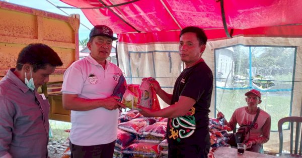 Peduli Banjir di Luwu Utara, KKLR Sulsel Salurkan Beras 1 Ton untuk Warga Terdampak