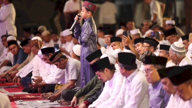 Prestasi Rifaat, Bocah 7 Tahun yang Azan di Salat Subuh Berjemaah Pemkot Makassar