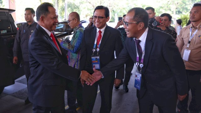 Bareng Menteri Tito dan AHY, Danny Pomanto Bahas Kebijakan Pemda Terhadap Air di 10th WWF