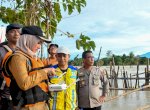 Bupati Indah Tinjau Banjir di Desa Pombakka Akibat Tanggul Sungai Jebol 