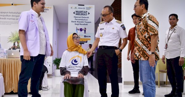 Bank Mandiri Taspen Operasi Katarak 115 Warga Sulsel 