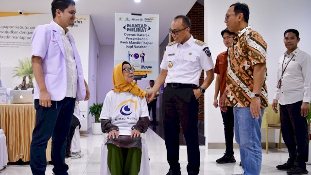 Bank Mandiri Taspen Operasi Katarak 115 Warga Sulsel 