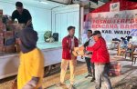 Satu Truk Bantuan Kemanusiaan Pemkot Makassar-IKA Unhas Tiba di Posko Banjir Sidrap