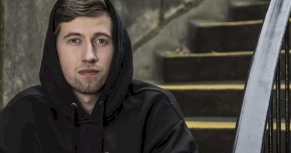 Jelang Konser di Indonesia, Alan Walker Bagian Nomor WhatsApp ke Penggemar