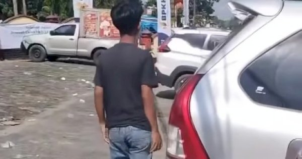 Padahal Gratis, Pengunjung Asrama Haji Makassar Dimintai Biaya Parkir Rp 30 Ribu