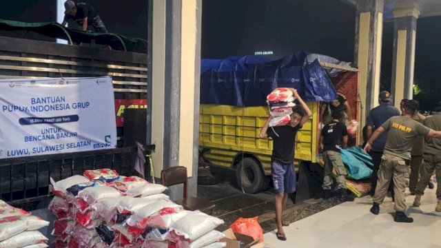 Pemerintah Pusat Salurkan 40 Ton Beras untuk Korban Bencana di Sulsel