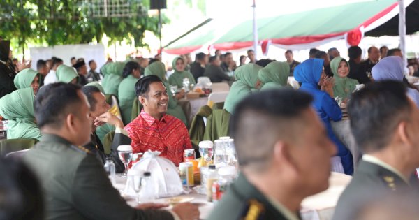 Hadiri Peringatan HUT Kodam XIV/Hasanuddin ke-67, PJ Sekda Sebut TNI Makin Dicintai Rakyat 