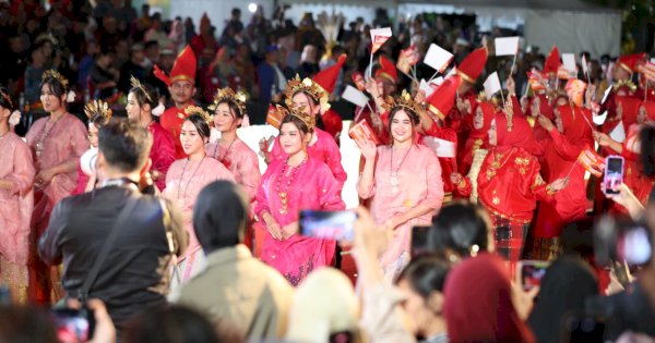 Warna Khas dan Seni Tradisional Makassar Bersinar di Festival Budaya APEKSI XVII