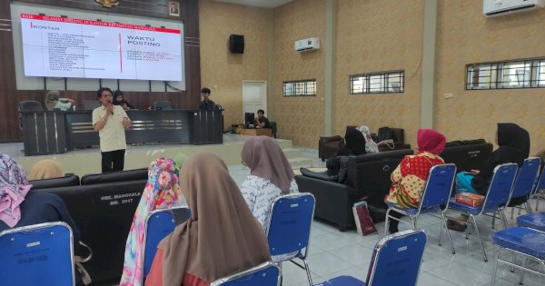 Dinas Kominfo Makassar Beri Pelatihan Komunikasi dan Informasi kepada Anggota KIM Manggala