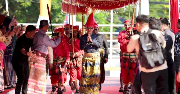 Menkumham Yasonna Laoly Dianugerahi Gelar Adat dari Kerajaan Gowa