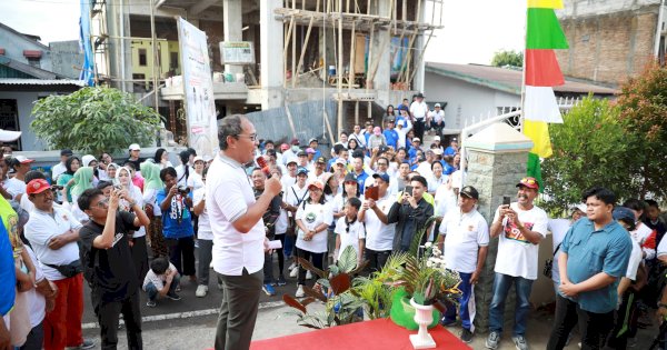 Danny Pomanto Ramaikan Jalan Santai Sehat Bahagia Gereja Katolik Paroki ST Paulus Tello