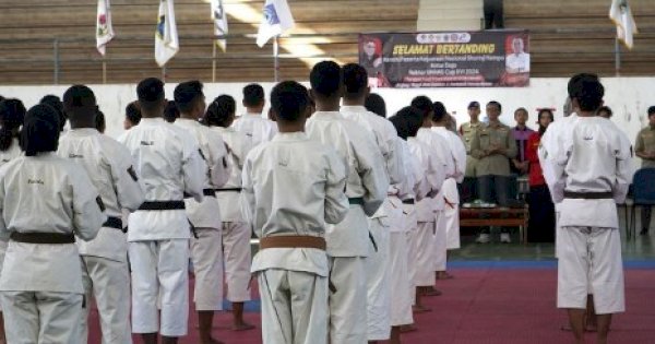 Plt Kadispora Makassar Waliki Danny Pomanto Hadiri Kejurnas Shorinji Kempo Rektor Unhas CUP XVI