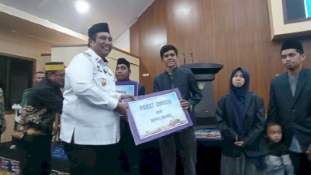 Bupati Maros Tepati Janji Beri Hadiah Umrah Peraih Emas di MTQ