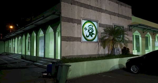 Salat Isya di Masjid Bandara Hasanuddin, Wanita Ini Tiba-tiba Dikuncikan Pintu dari Luar