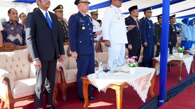 Firman Pagarra Hadiri Upacara Pelantikan Diktama TNI AL, Harap Para Siswa Merawat Semangat dan Kedisiplinan