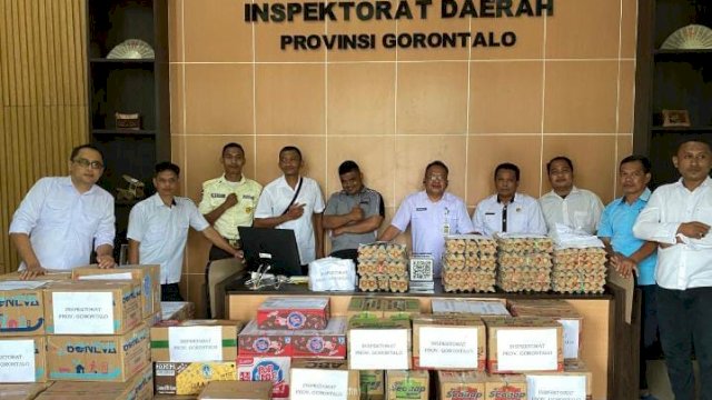 Inspektorat Provinsi Gorontalo Salurkan Bantuan ke Korban Bencana Longsor dan Banjir