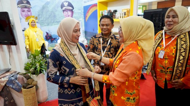 Apkasi Otonomi Expo 2024, Bupati Indah Komitmen Jaga Tren Pertumbuhan Ekonomi