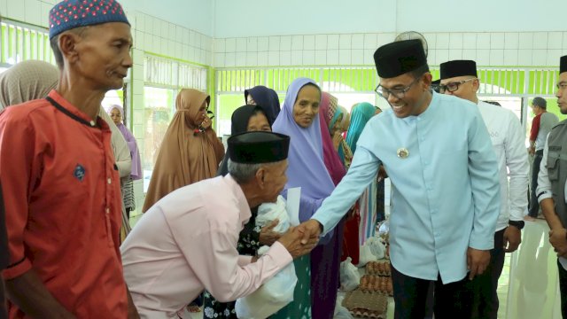 Pj Bupati Ucapkan Terima Kasih atas Dukungan Masyarakat Lingkungan Bone-bone