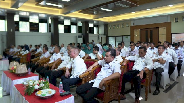 Sekda Takalar Pimpin Rapat Persiapan Jelang Peringatan HUT Proklamasi ke-79