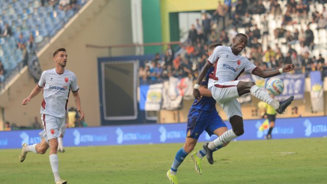 Dokumentasi laga PSM Makassar versus Persib di Piala Presiden 2024. (foto: Official PSM Makassar) 