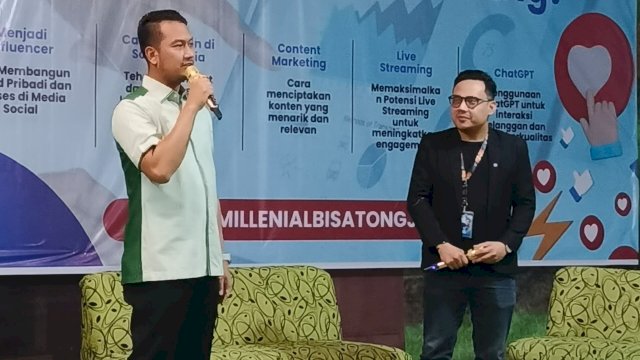 Andi Seto Asapa saat memotivasi ratusan peserta pelatihan digital marketing dari berbagai wilayah di Kota Makassar, pada Minggu (28/7/2024). 