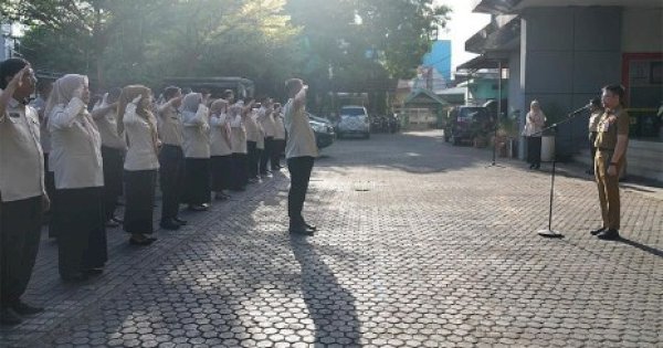 Sekretaris Bapenda Makassar Pimpin Apel Pagi, Ini Yang Disampaikan