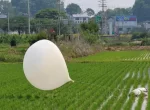 Korea Utara Gunakan Balon untuk Tebar Sampah di Korea Selatan