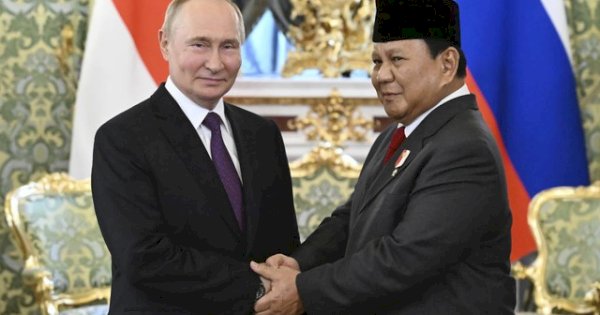 Prabowo Subianto dan Vladimir Putin Bahas Kerja Sama Strategis