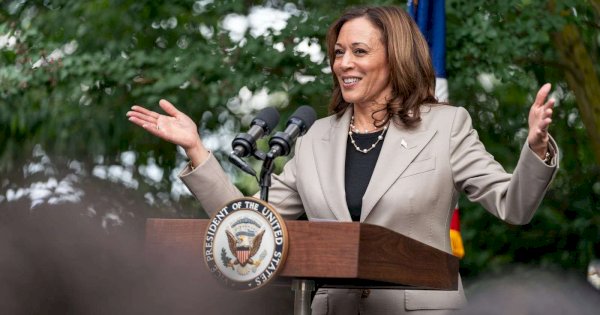 Kamala Harris Resmi Jadi Kandidat Capres dari Partai Demokrat