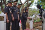 Tabur Bunga di TMP Panaikang, Refleksi Pengabdian dan Penghormatan Kemenkumham Sulsel pada Hari Pengayoman ke-79